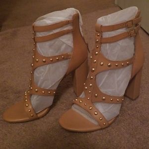 dark nude  dress sandals